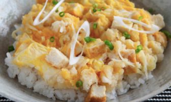 【旬菜】 厚揚げがボリューム感をプラス。お財布にも優しい「大根おろし丼」