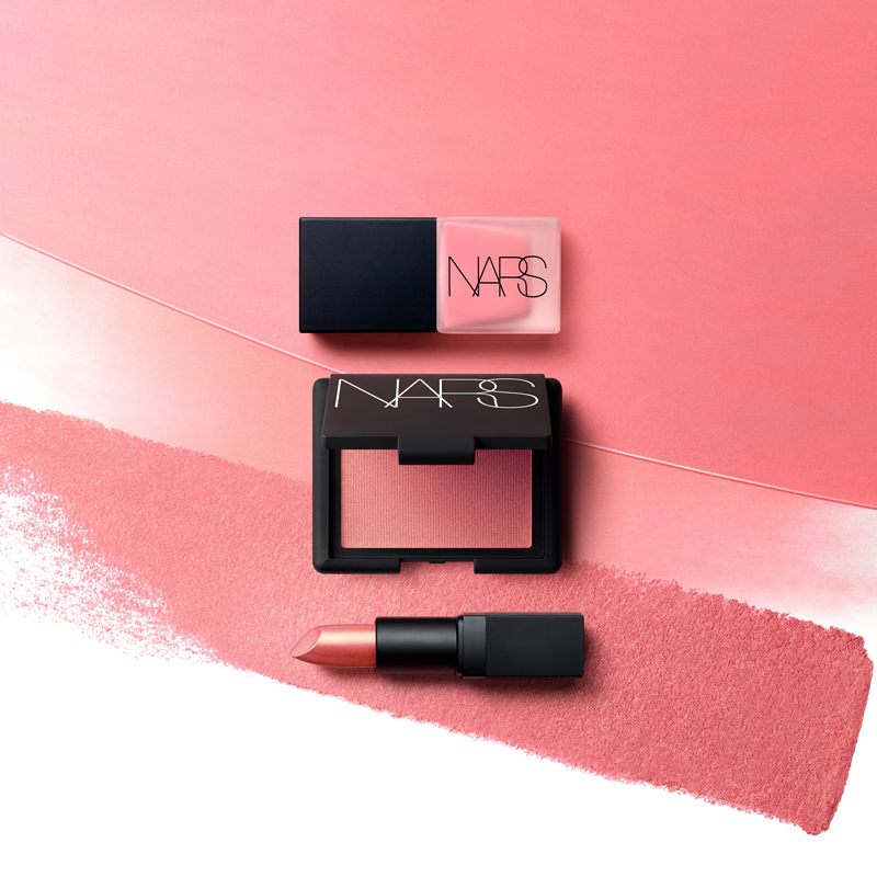 写真上から、「NARS リキッドブラッシュ 5155 ORGASM」3672円、「NARS ブラッシュ 4069 ORGASM」3672円、「NARS リップスティック 9408 ORGASM」3564円