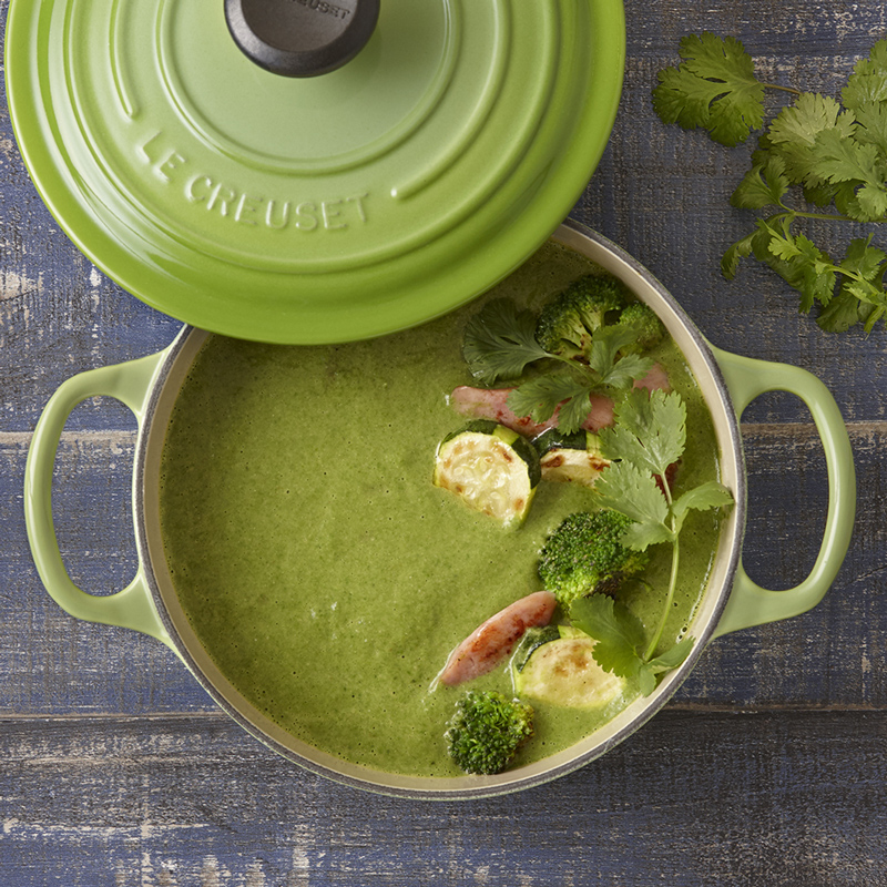 lecreuset_greencurry01