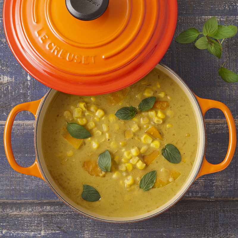 lecreuset_yellowcurry01b