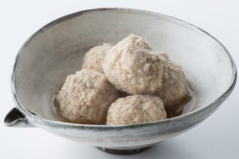 高タンパク・低カロリーの鶏ひき肉「もも」と「胸」はどう違う？