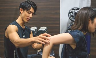 ライザップトレーナー直伝！ 二の腕&お尻引き締めエクササイズをご紹介