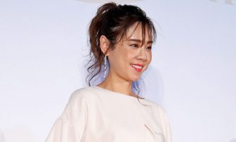 高橋真麻が新しい髪型に！イガリシノブ流で“ゆるふわ”、朝のヘアケア時短テクも学ぶ