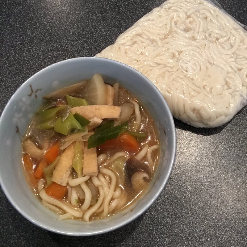 学校給食のソフト麺で作ったうどん