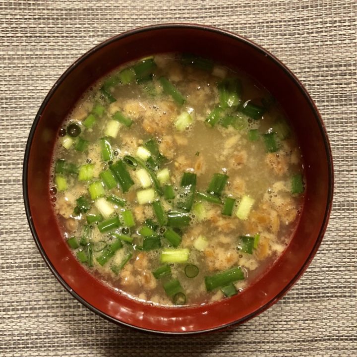 納豆めかぶ味噌汁