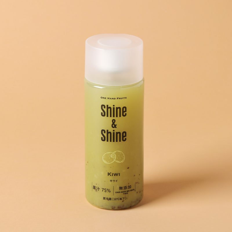 『Shine & Shineキウイ』（日上商事）400円（税込・編集部調べ）