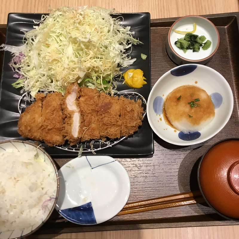 とんかつ定食