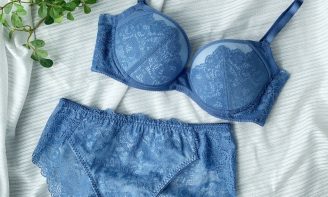 朝比奈彩　下着姿 人気モデル・朝比奈彩が下着CMで美ボディ披露！お気に入りブラの魅力を語る (1/1)| 女性セブンプラス