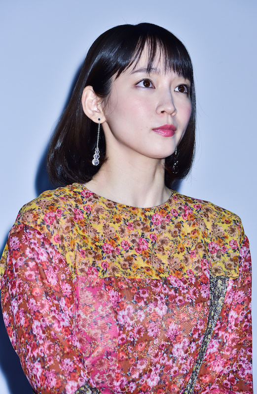 吉岡里帆