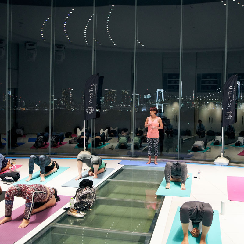 ティップネス主催「YOGA Trip」によるチャペルヨガ「Hilton TOKYO DAIBA session」