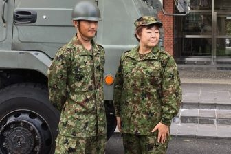 62歳オバ記者、若い自衛官に興奮！ダイエットへモチベーションもUP