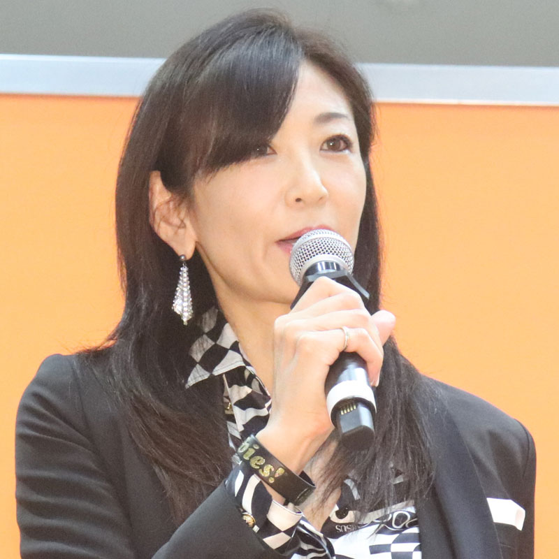 中島史恵