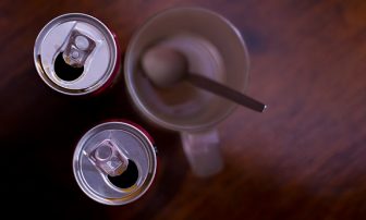 缶コーヒー、ペットボトルカフェオレはダイエットの敵？驚くべき砂糖と糖質の量が…