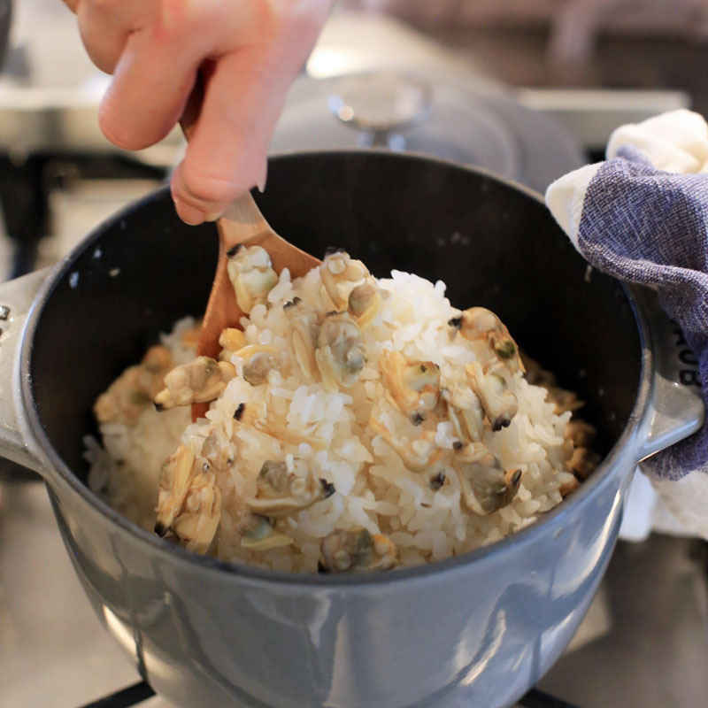 市橋有里がレシピ考案した「あさりとあおさ海苔の炊き込みご飯」