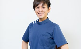 正しい姿勢で痩せる理由を専門家が解説｜こたつやローテーブルでの悪姿勢に要注意！