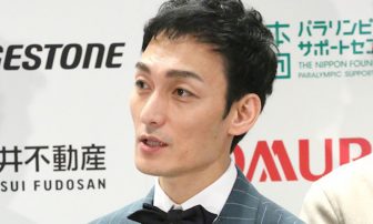 草なぎ剛、NAOTO、武田真治、武井壮ら有名人7人が伝授する「自宅トレ動画」一挙紹介！