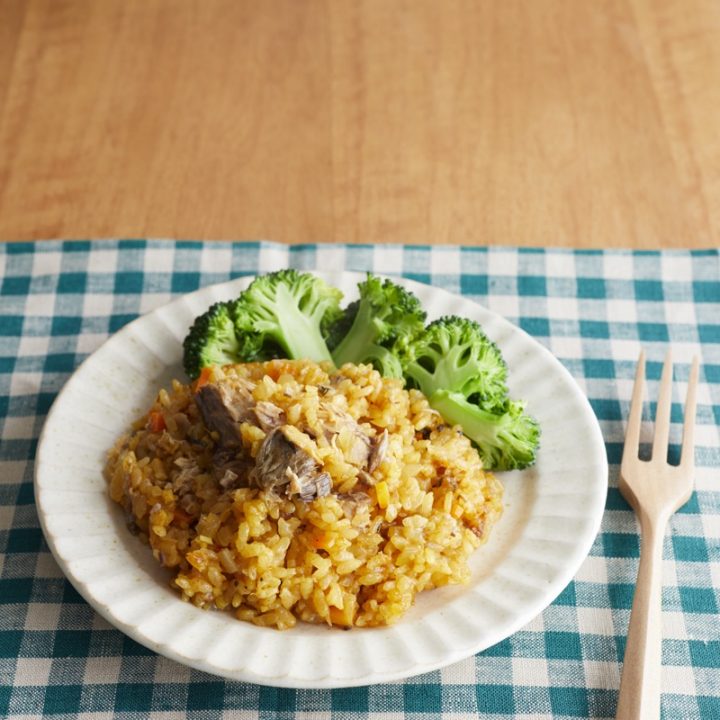 さば缶のカレー炊き込みごはん