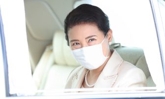 雅子さまがコロナ禍の中、マスク姿でご公務｜歴代皇后が続けられてきた”伝統行事”を継承