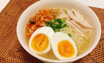 発酵食品＆たんぱく質も摂れる主食に！「冷麺風糖質0g麺」レシピ【JUNの#コンビニオンリー糖質オ…