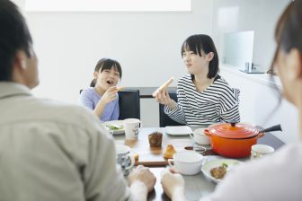 やせる人、太る人の食生活の違いとは？食事の回数が多い人ほどデブ菌が増える