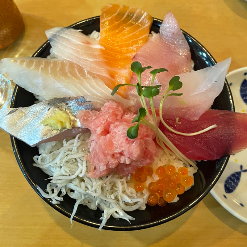 海鮮丼