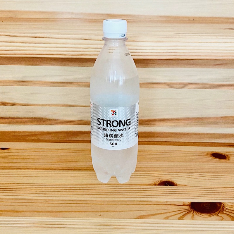 セブンイレブンの強炭酸水500ml