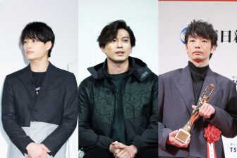 新田真剣佑＆鈴木伸之は黒、森山未來＆真田ナオキはネイビー。男前なシンプルカラーコーデ