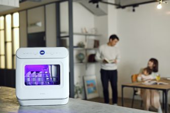 賃貸住宅でも置けるコンパクト食洗機の実力は？約6万円で導入の価値ありか【スマート家電レビュー…