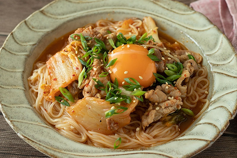 もあいかすみがレシピ考案した「豚キムチそうめん」