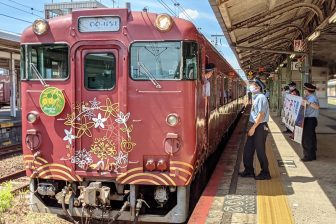 観光列車で行く絶景穴場旅！星野リゾートが再生を手がけた山口県「長門湯本温泉」がスゴイ