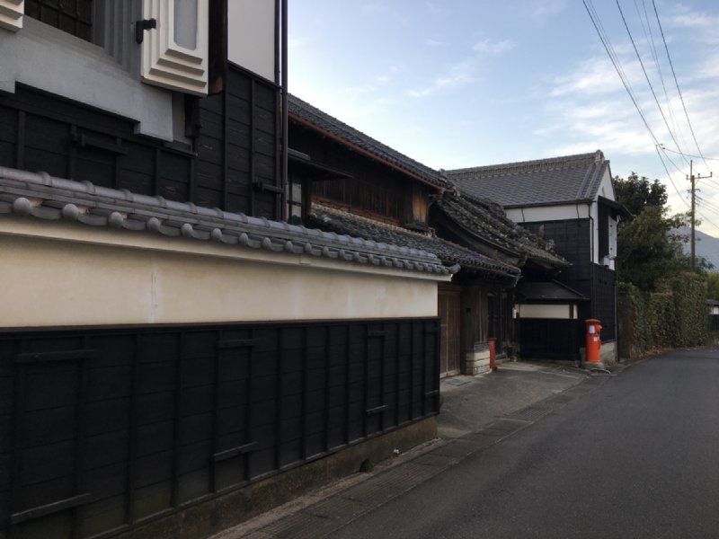 城下町のような街並みに目がとまった