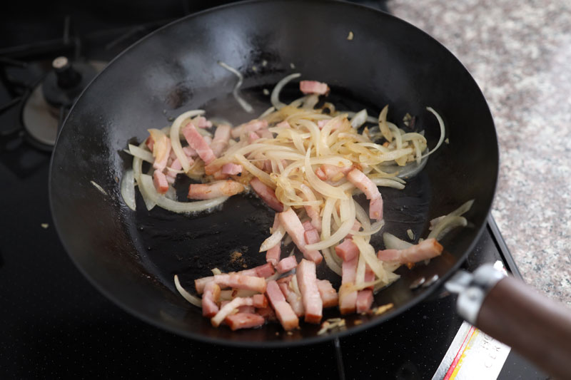 カマンベール トマトパスタ