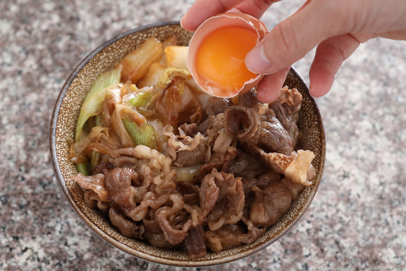 「極上すき焼き丼」