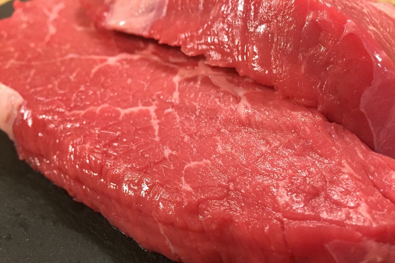 ダイエットに向いているのは牛肉。選ぶなら赤身のもも肉！（Ph／photoAC）