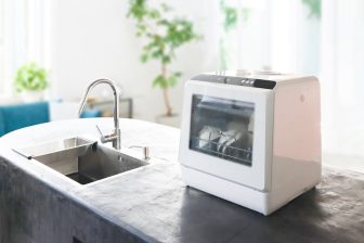 工事不要で使える「タンク式食洗機」の実力は？洗浄力、容量などを家電ライターがジャッジ