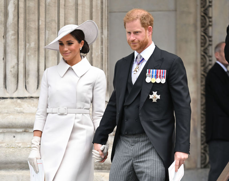 シンプルで洗練されたデザインのコートはディオールのもの（2022年6月3日、Ph／GettyImages）