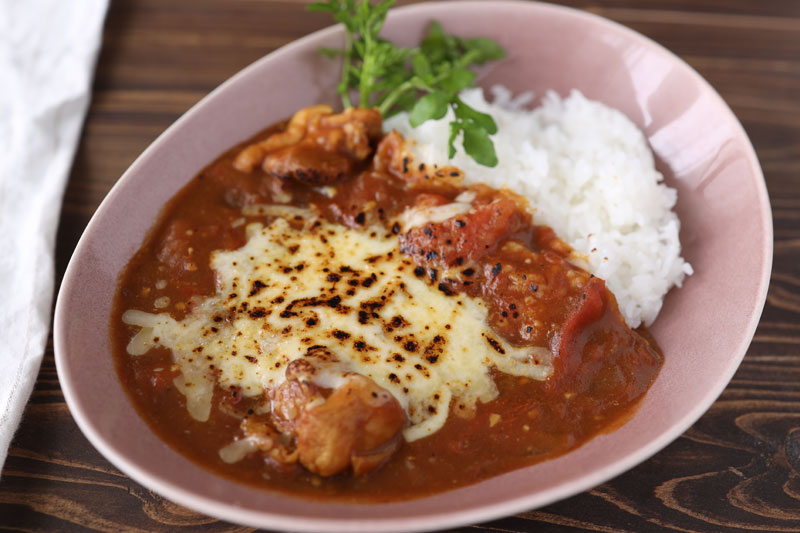 「完熟トマトの無水カレー」