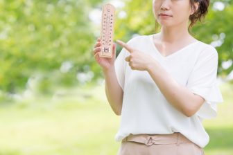 気温の変化で体調が悪い…「気象病」は食事、睡眠、運動でどう対策する？