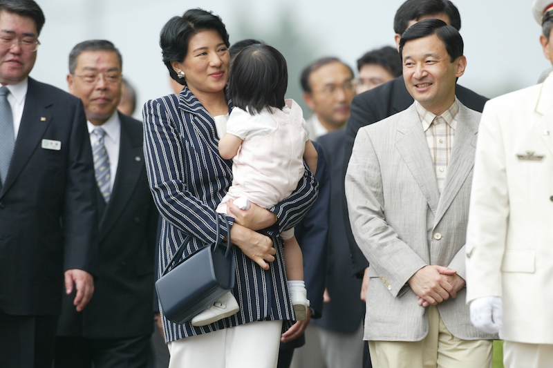 インナーも白でさわやかに（2003年8月7日、Ph／五十嵐美弥）