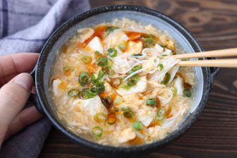 そうめんの新定番!?めんつゆを使わない「鬼コスパ！酸辣湯そうめん」【もあいかすみ ラクウマレシ…