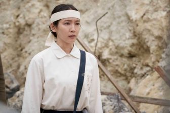 吉岡里帆、沖縄戦に翻弄された女性の心情を“力演”　映画『島守の塔』が訴える“平和と人の命の尊さ”