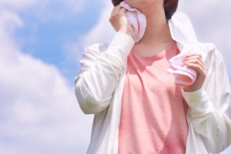 夏は汗の肌トラブルに注意！医師が教える、かぶれ・かゆみをしずめる食材＆漢方薬