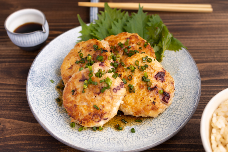 食感がクセになる！たこ焼き風の「極上 たこの豆腐つくね」