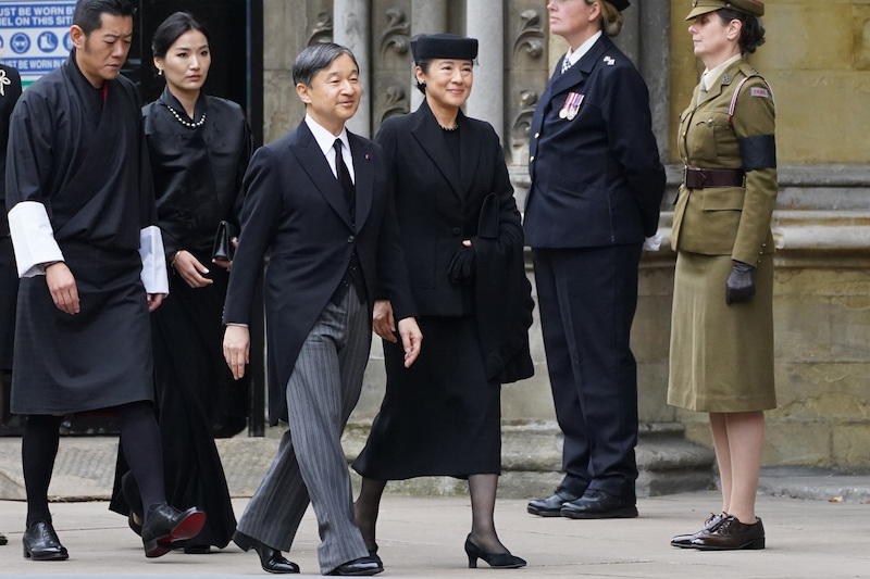 国葬へ向かわれる天皇皇后両陛下　（現地時間2022年9月19日、Ph／GettyImages）