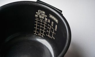 炊飯器の内釜」の劣化、そのままにするとごはんがまずくなる？買い替え時は？ 内釜にまつわる疑問に家電ライターが回答 (1/3)| 女性セブンプラス