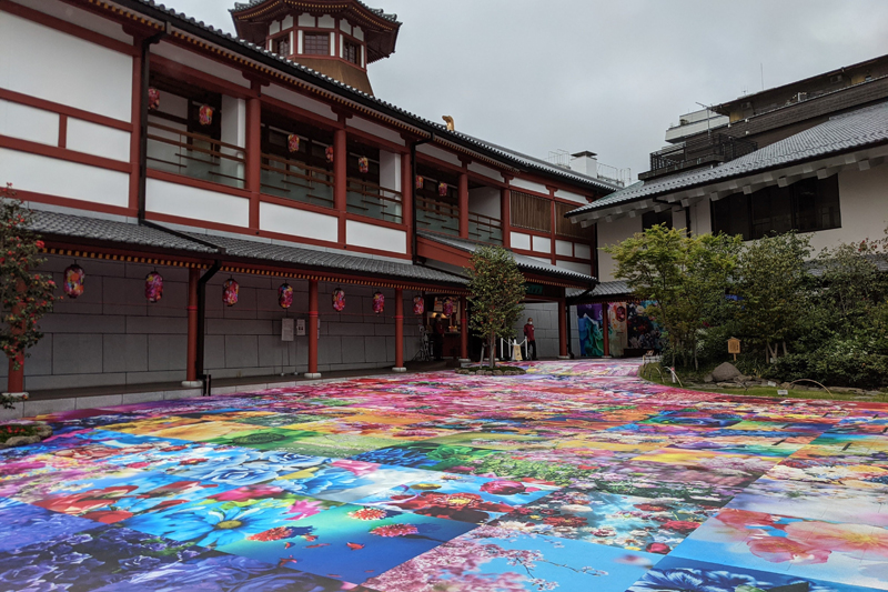 蜷川実花の作品が施された道後温泉別館 飛鳥乃湯泉