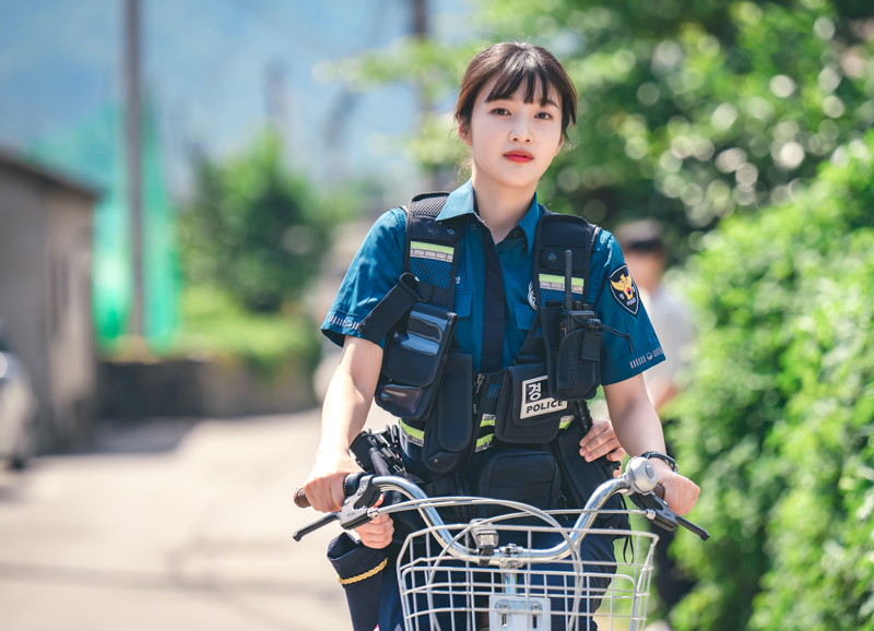 田舎街で繰り広げられる初々しい初恋ストーリー（Netflixシリーズ『田舎街ダイアリーズ』独占配信中）