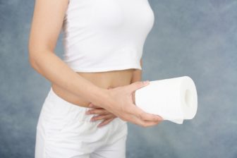 メンタル不調から起こる「過敏性腸症候群」とは？腸の調子を安定させる食材＆漢方薬