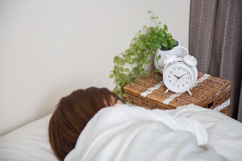 目覚ましなしでスッキリ起きられる睡眠時間がベスト