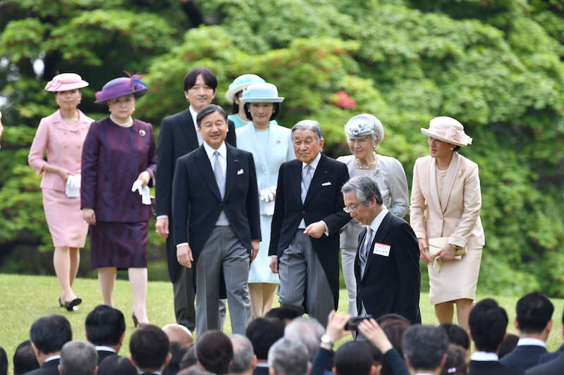 バッグや小物もベージュで統一（2018年4月25日、Ph／JMPA）